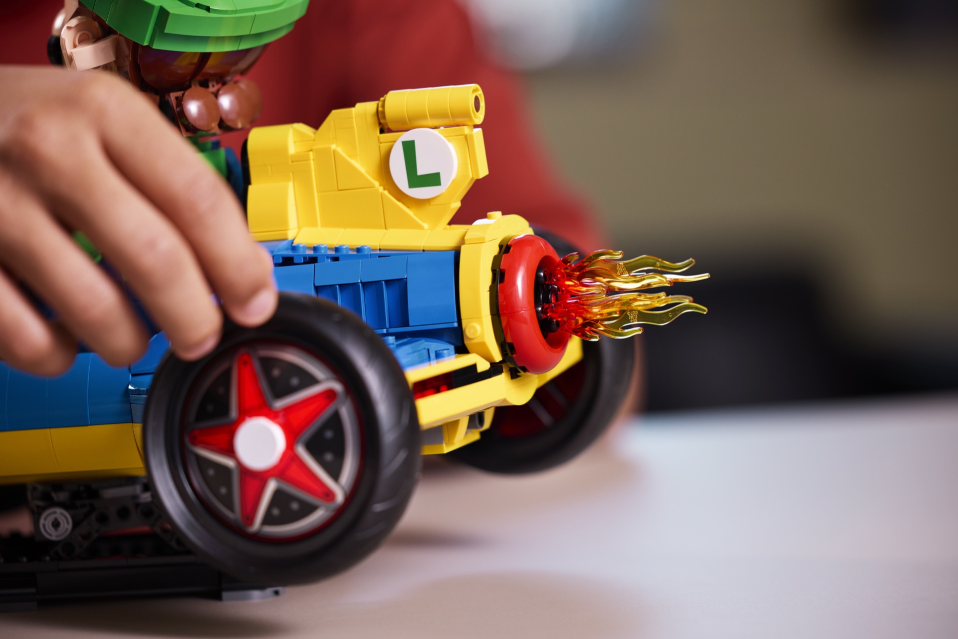 LEGO Mario Kart 72050 Luigi Mach 8 14