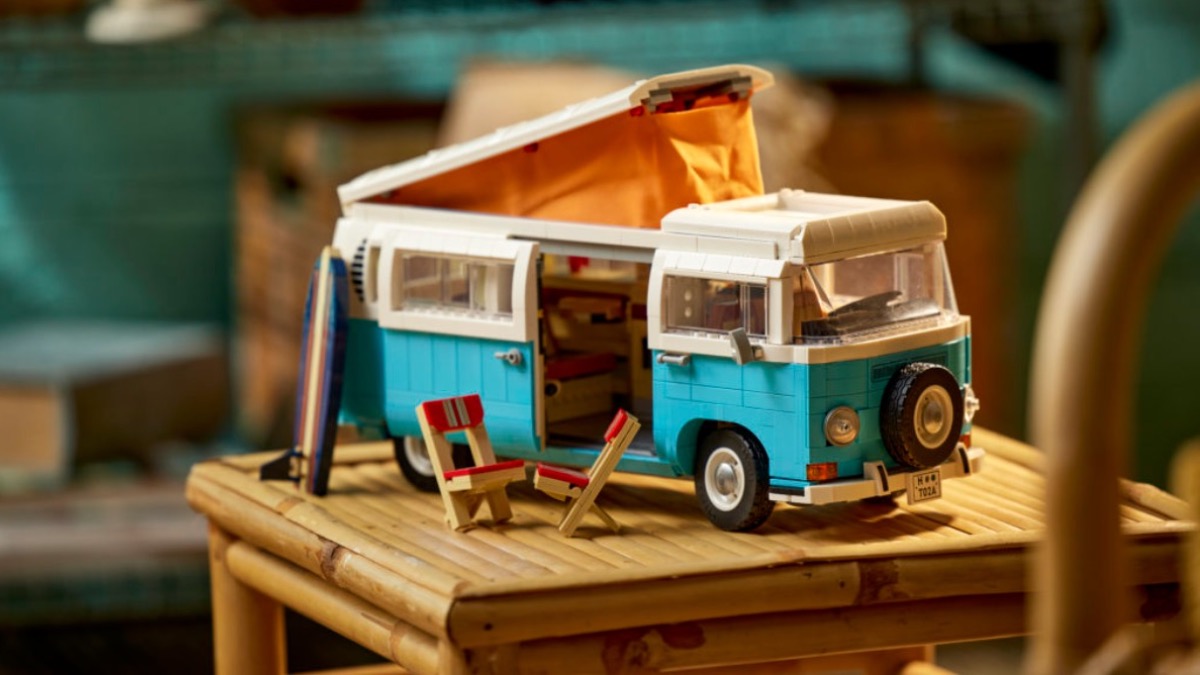 WATCH: Seven LEGO ICONS sets retiring by the end of 2022