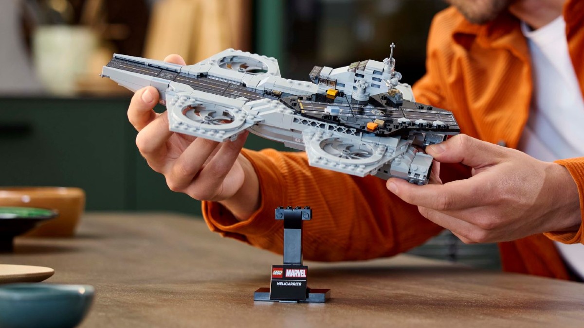 The new LEGO Marvel Helicarrier hasn't missed a trick