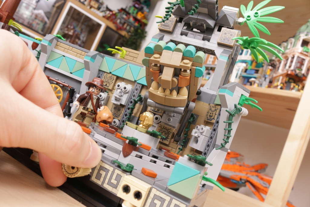 LEGO Indiana Jones 77015 Temple of the Golden Idol review 41 1024x683